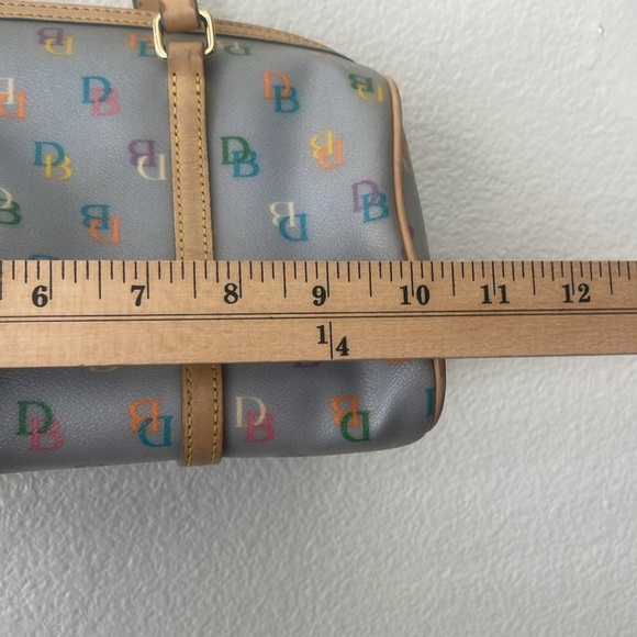 Dooney & Bourke Blue Tan Shoulder Bag with Monogram Pattern Barrel Vintage Y2K - Picture 9 of 11